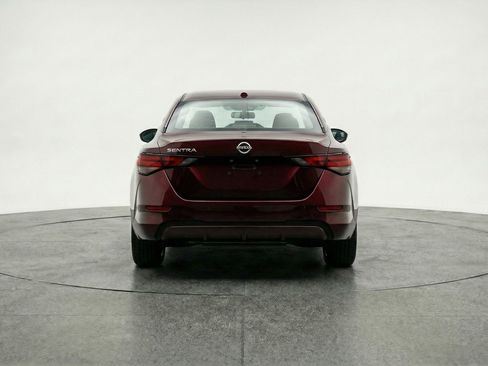 Used 2025 Nissan Sentra SV image 7