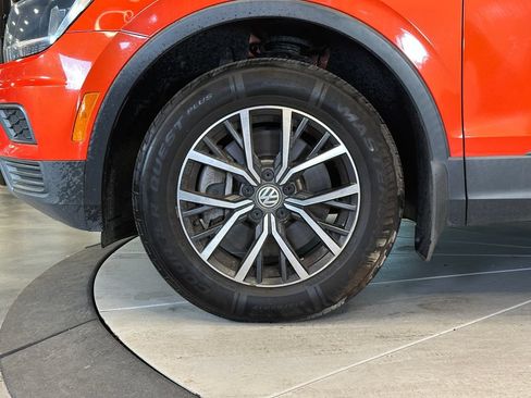 Used 2019 Volkswagen Tiguan SE AWD/4WD image 25