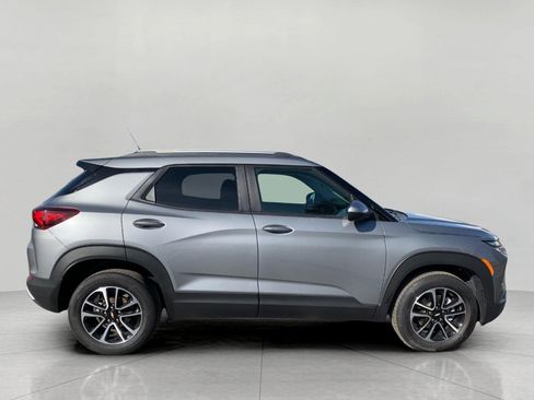 Used 2025 Chevrolet TrailBlazer LT image 10