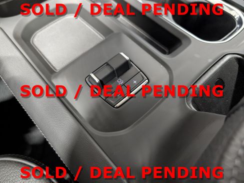 Used 2025 GMC Sierra 3500 Denali image 17