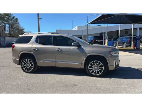 Certified 2023 GMC Acadia Denali w/ Denali Technology Package image 2