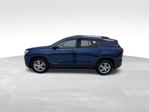 Used 2020 GMC Terrain SLE w/ Driver Convenience Package FWD image 3