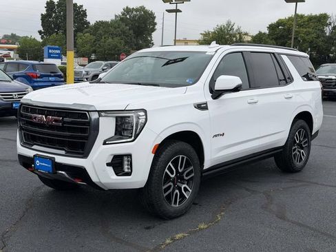 Used 2022 GMC Yukon AT4 w/ AT4 Premium Plus Package AWD/4WD image 4