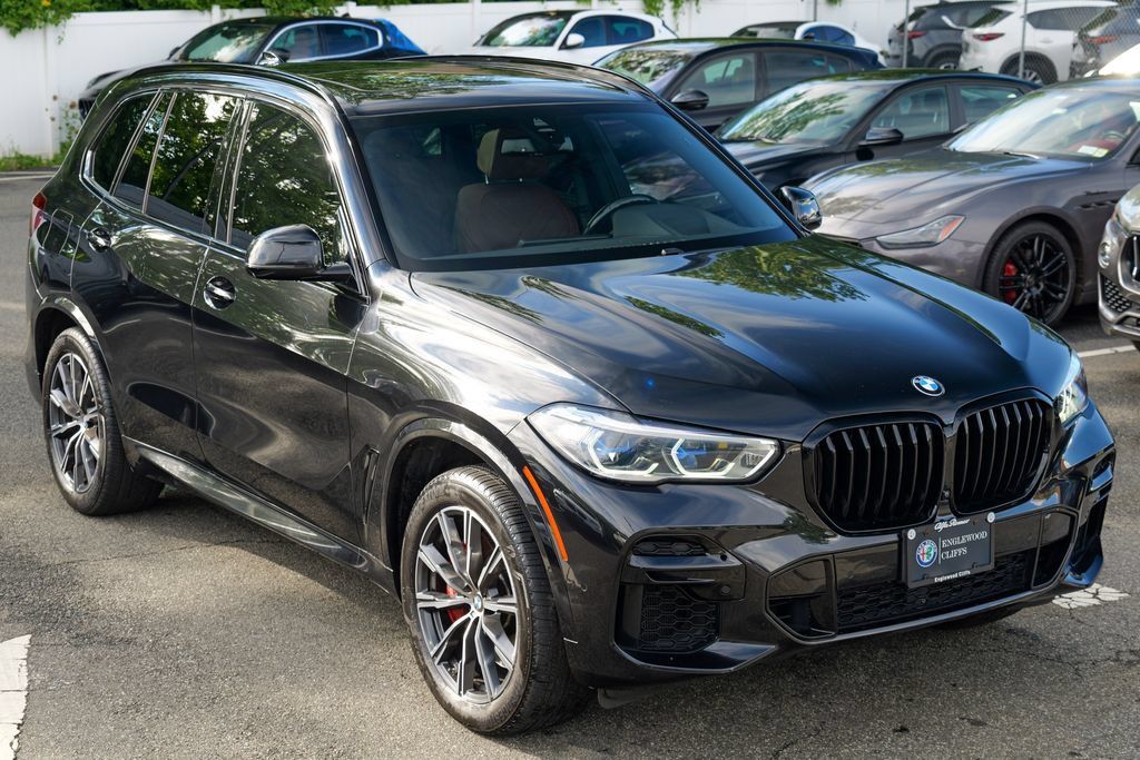Used 2023 BMW X5 M50i w/ Executive Package AWD/4WD image 9