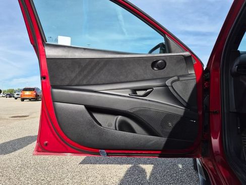 Used 2025 Hyundai Elantra N FWD image 12