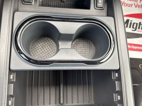 Certified 2024 Nissan Titan SV w/ SV Convenience Package image 38