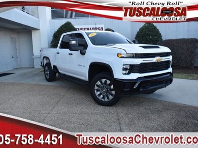 Used 2025 Chevrolet Silverado 2500 Custom w/ Custom Convenience Package