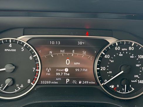 Used 2024 Nissan Pathfinder SL w/ SL Premium Package AWD/4WD image 16