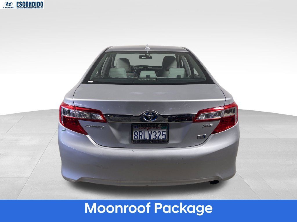 Used 2013 Toyota Camry XLE w/ Leather Pkg FWD image 4