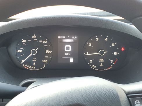 Used 2025 RAM ProMaster 2500 w/ Convenience Group image 9