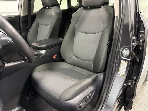 Used 2024 Toyota RAV4 XLE w/ Convenience Package AWD/4WD image 21