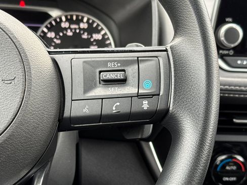 Certified 2023 Nissan Rogue SV image 28