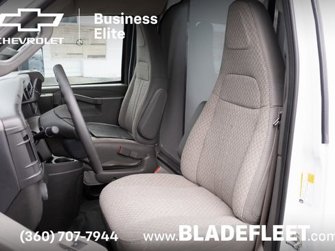 New 2024 Chevrolet Express 3500 w/ Power Convenience Package image 18
