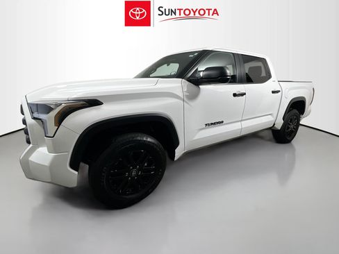 Used 2025 Toyota Tundra SR5 image 9