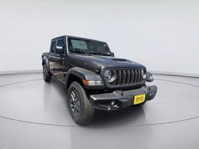 Used 2025 Jeep Gladiator Sport
