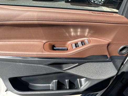 New 2026 Lincoln Navigator L Reserve image 9