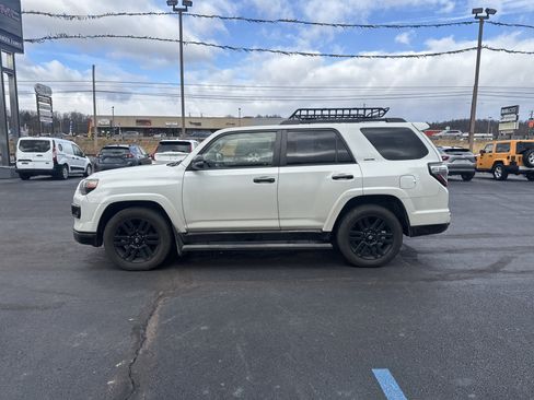 Used 2019 Toyota 4Runner Limited image 7