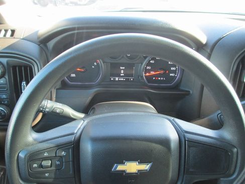 Certified 2024 Chevrolet Silverado 2500 Custom w/ Custom Value Package image 24