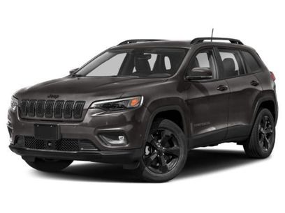 Used 2023 Jeep Cherokee Altitude Lux w/ Lux Elite Package