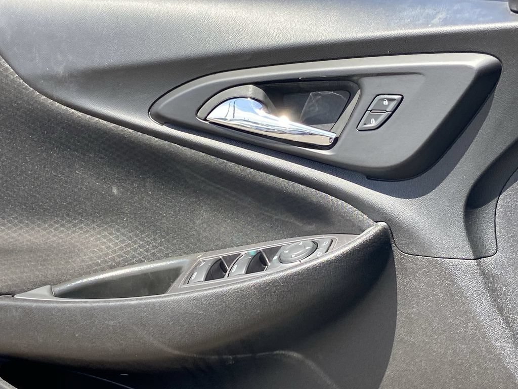 Used 2023 Chevrolet Malibu LT FWD image 18