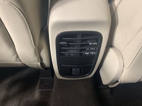 Used 2017 Lincoln MKC Premiere FWD image 32