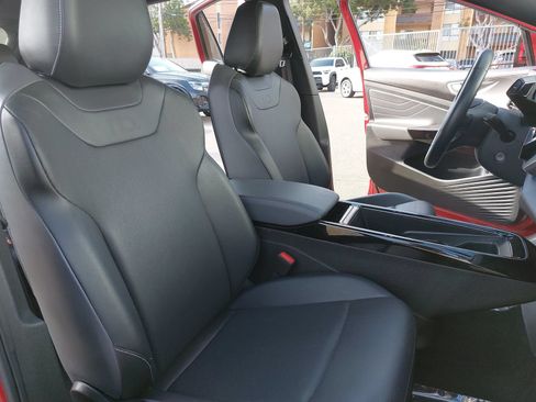 Used 2023 Volkswagen ID.4 Pro S RWD image 10