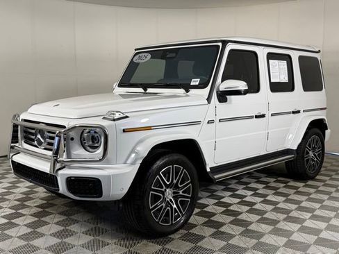 Used 2025 Mercedes-Benz G 550 image 2