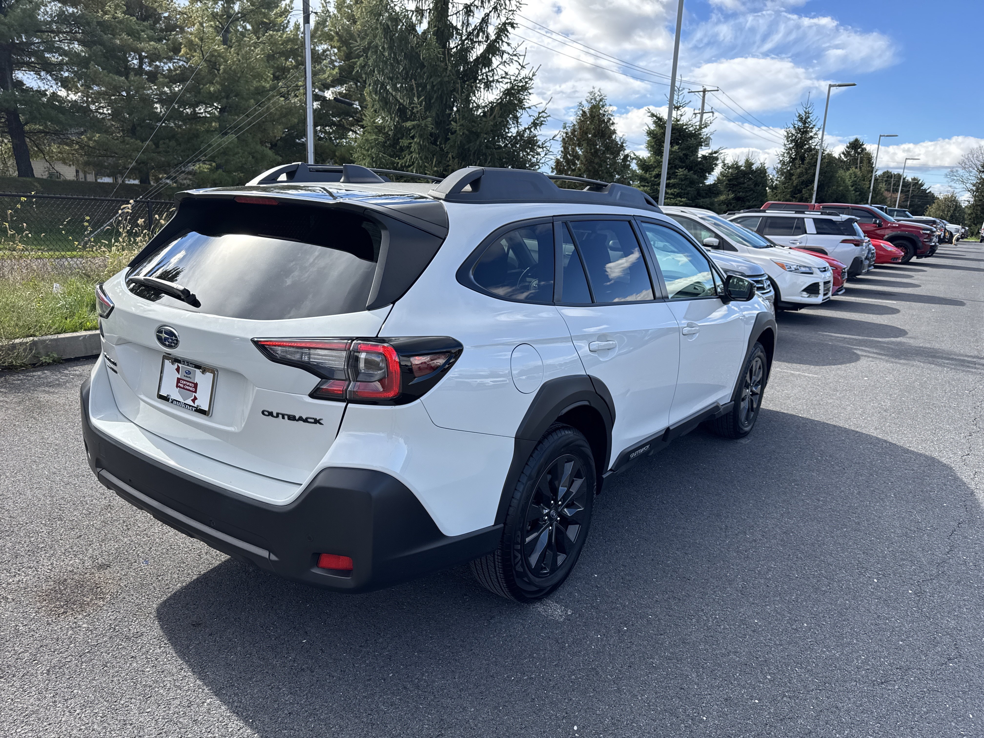 Used 2023 Subaru Outback Onyx Edition AWD/4WD image 30