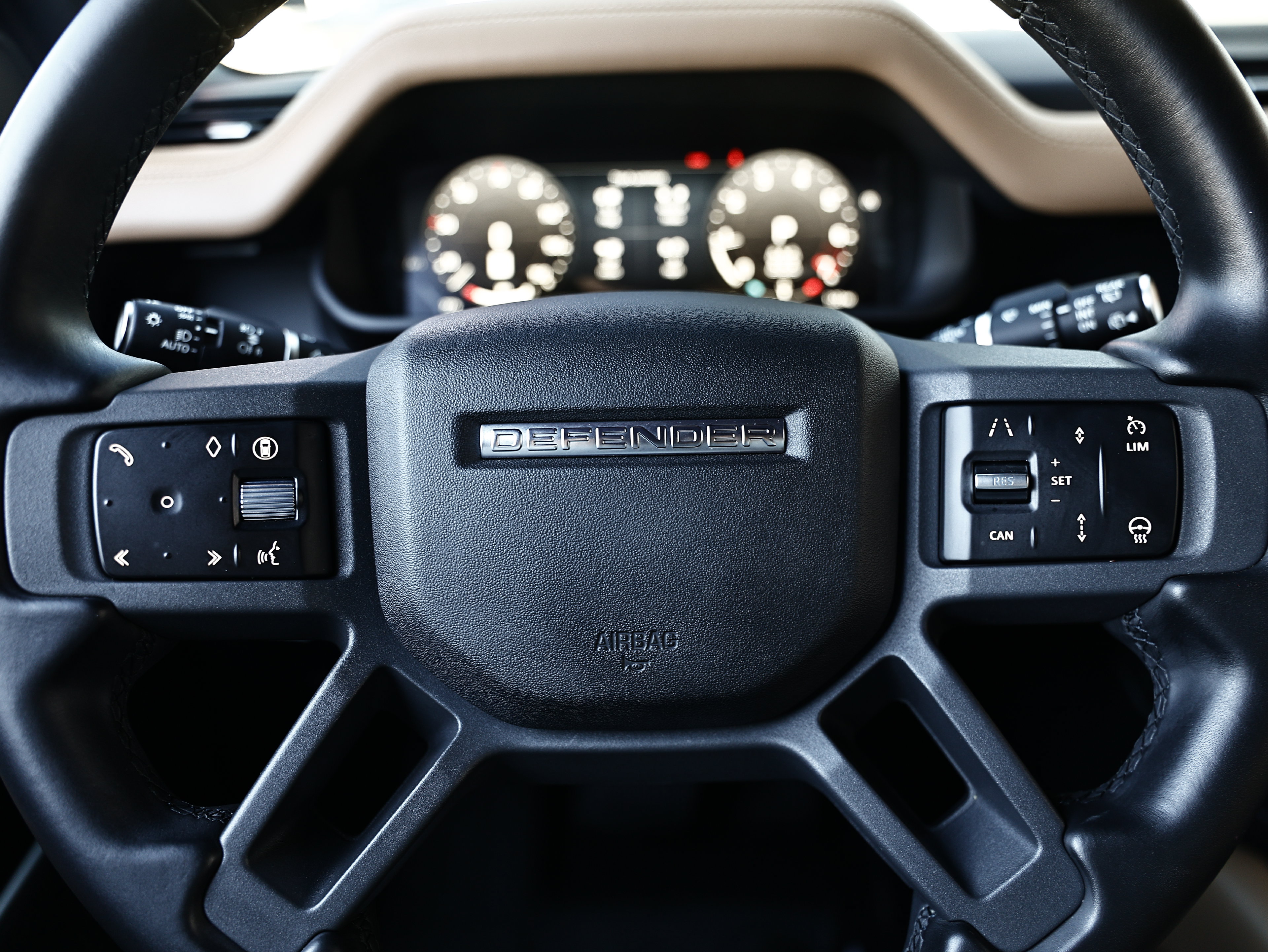 Used 2026 Land Rover Defender 130 S AWD/4WD image 39