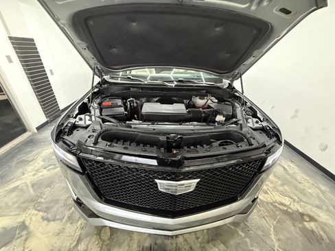 Used 2024 Cadillac Escalade Sport Platinum image 32