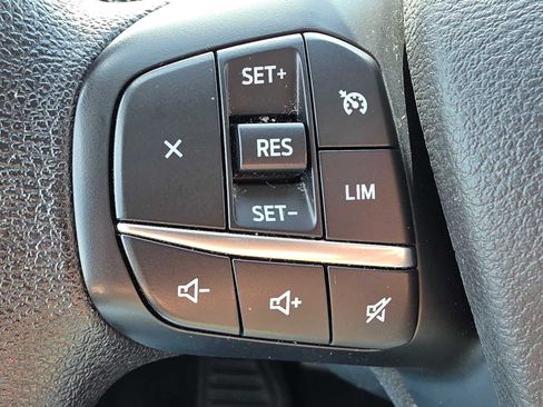 Used 2024 Ford Transit 350 XLT RWD image 27