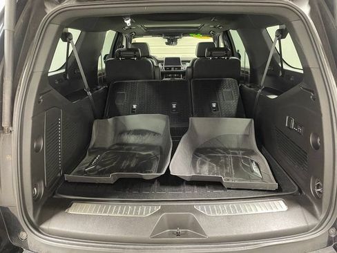 Used 2023 Chevrolet Suburban High Country AWD/4WD image 25