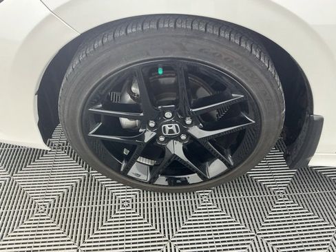 Used 2024 Honda Civic Sport image 18