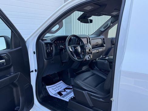 Used 2023 Chevrolet Silverado 1500 W/T image 2