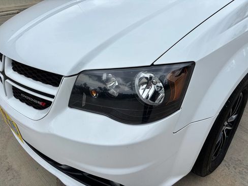 Used 2019 Dodge Grand Caravan GT FWD image 44