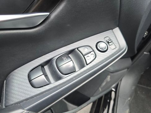 Used 2023 Nissan Sentra SV image 17