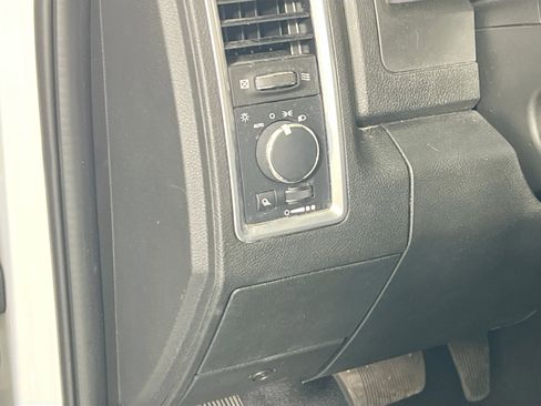 Used 2022 RAM 1500 Classic Warlock w/ Electronics Group AWD/4WD image 10