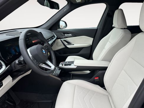 New 2026 BMW X1 xDrive28i w/ Convenience Package AWD/4WD image 12