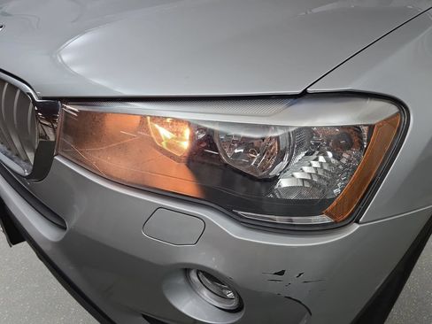 Used 2016 BMW X3 xDrive28i AWD/4WD image 32