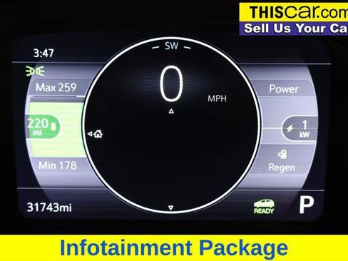 Used 2022 Chevrolet Bolt LT w/ Infotainment Package image 10