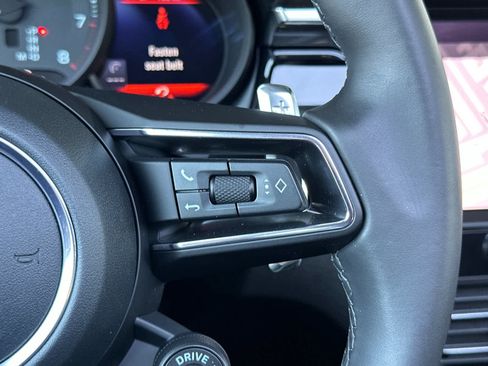 Certified 2026 Porsche Macan AWD/4WD image 28