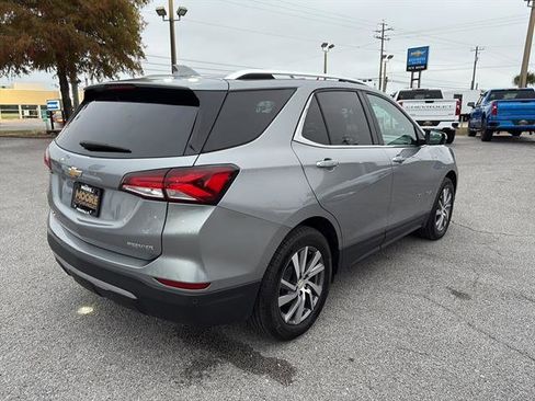 Used 2023 Chevrolet Equinox Premier image 7