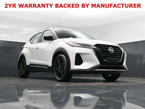 Used 2024 Nissan Kicks SR w/ SR Premium Package image 44