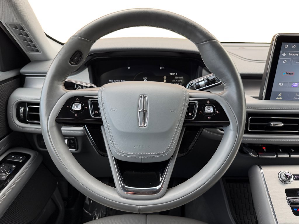 Used 2021 Lincoln Aviator Reserve w/ Elements Package Plus RWD image 25