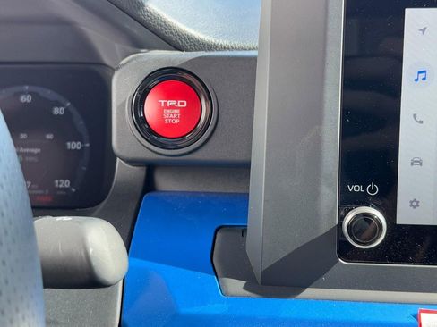 Used 2025 Toyota Tacoma 4x4 Double Cab image 20
