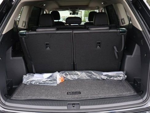 New 2026 Volkswagen Atlas SE image 17