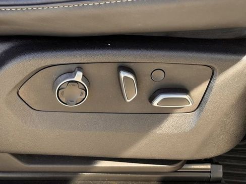 Certified 2023 Cadillac Escalade ESV Sport Platinum image 25