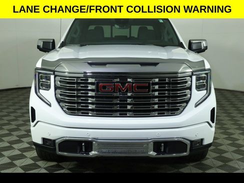 Used 2024 GMC Sierra 1500 Denali w/ Technology Package AWD/4WD image 13