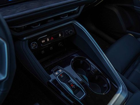 New 2025 Audi Q5 Premium Plus image 11