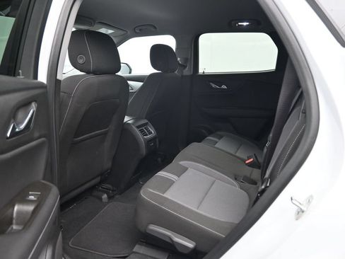 Used 2025 Chevrolet Blazer LT AWD/4WD image 24